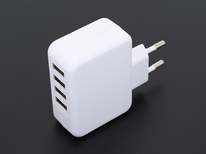 　　charger